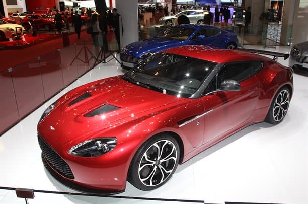 Double-bubble V12 Vantage Zagato.